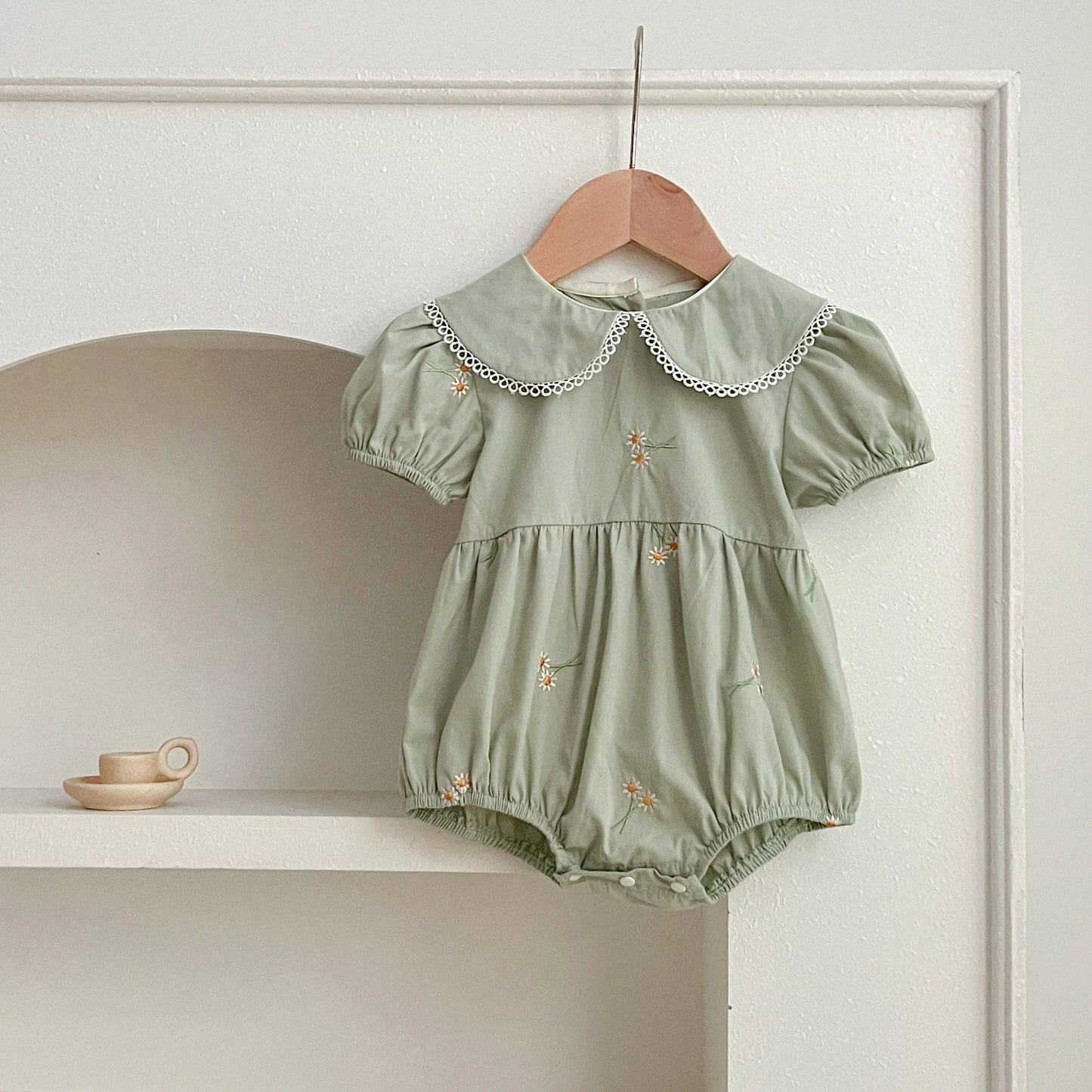 Infant Baby Girls Lace Collar Dress Rompers Sisters Clothes Kids Girls Embroider Flower Princess Dress Family Clothes Rompers
