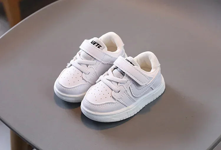 2025 New Toddler Baby Kids Fashion Design Walking Shoes Sneakers White Non-slip Casual Shoes Boys Breathable Outdoor Board Shoes - TiniLoom