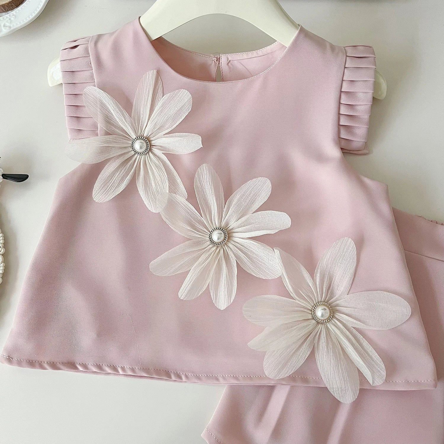 Children's Suit For Girls Summer Cute Three Flowers Short Sleeve Tshirt + Shorts 2 PC Sets Casual Outfit Baby Kids Clothing ﻿ - TiniLoom