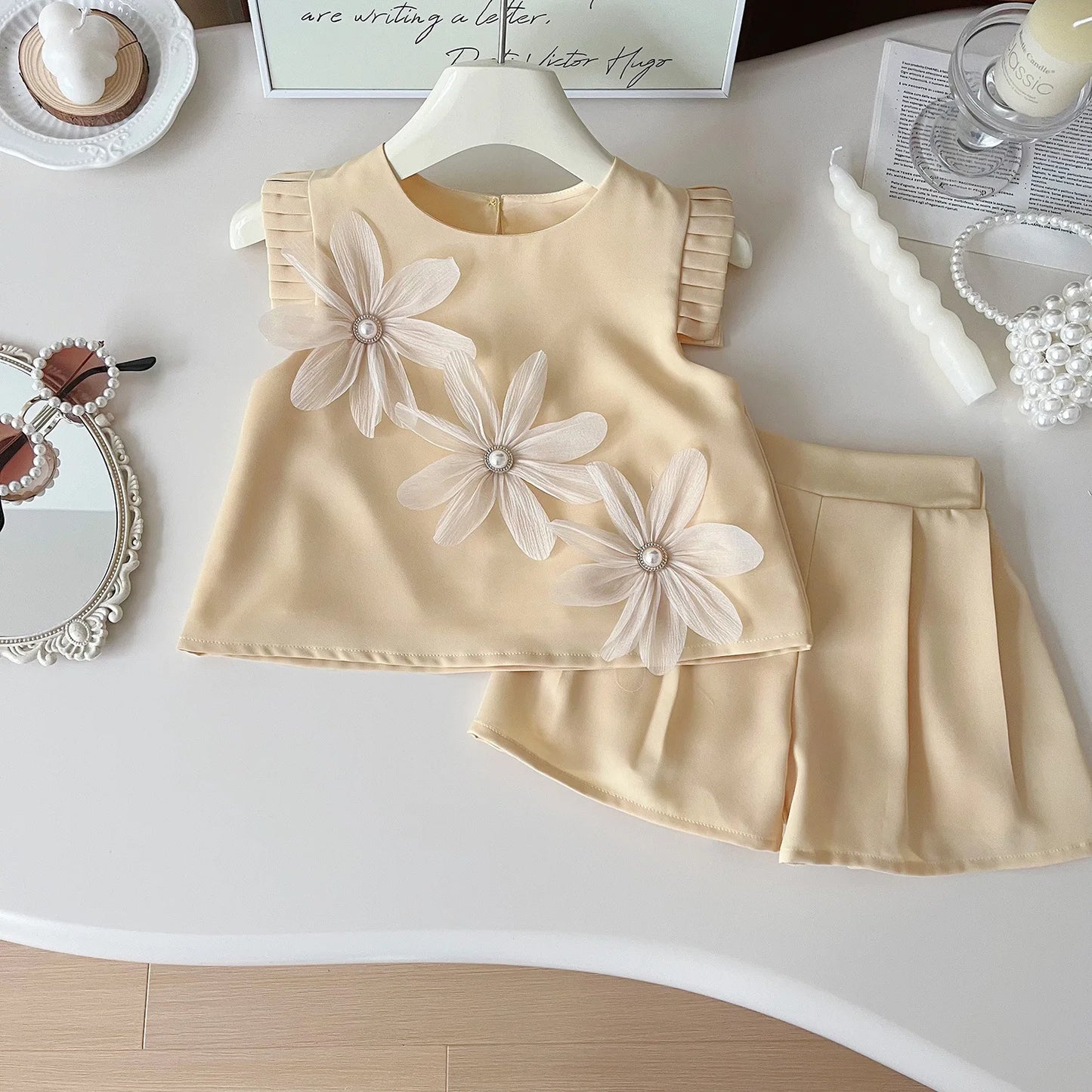 Children's Suit For Girls Summer Cute Three Flowers Short Sleeve Tshirt + Shorts 2 PC Sets Casual Outfit Baby Kids Clothing ﻿ - TiniLoom