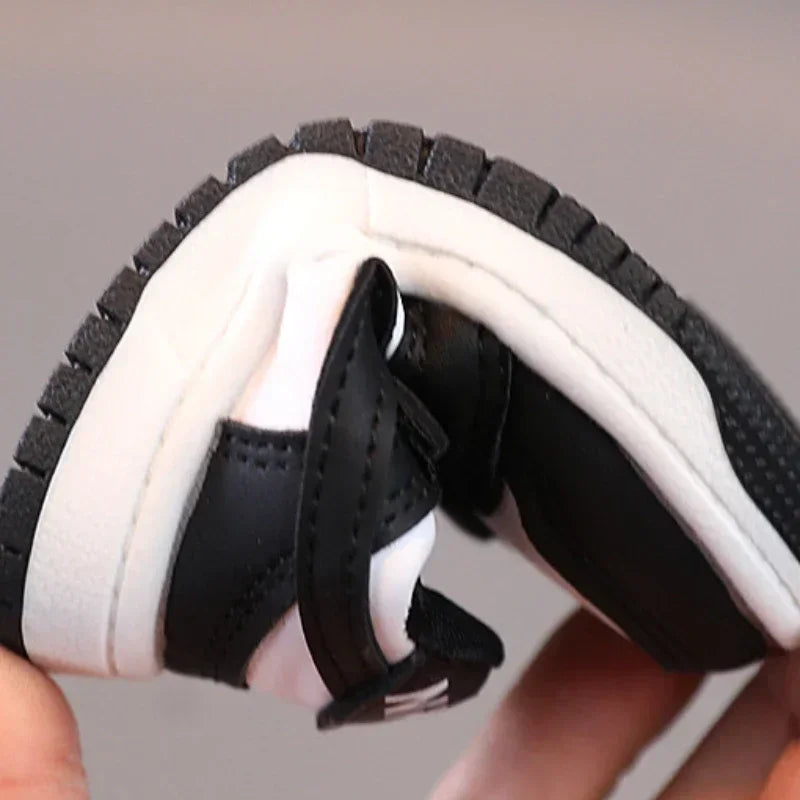 2025 New Toddler Baby Kids Fashion Design Walking Shoes Sneakers White Non-slip Casual Shoes Boys Breathable Outdoor Board Shoes - TiniLoom