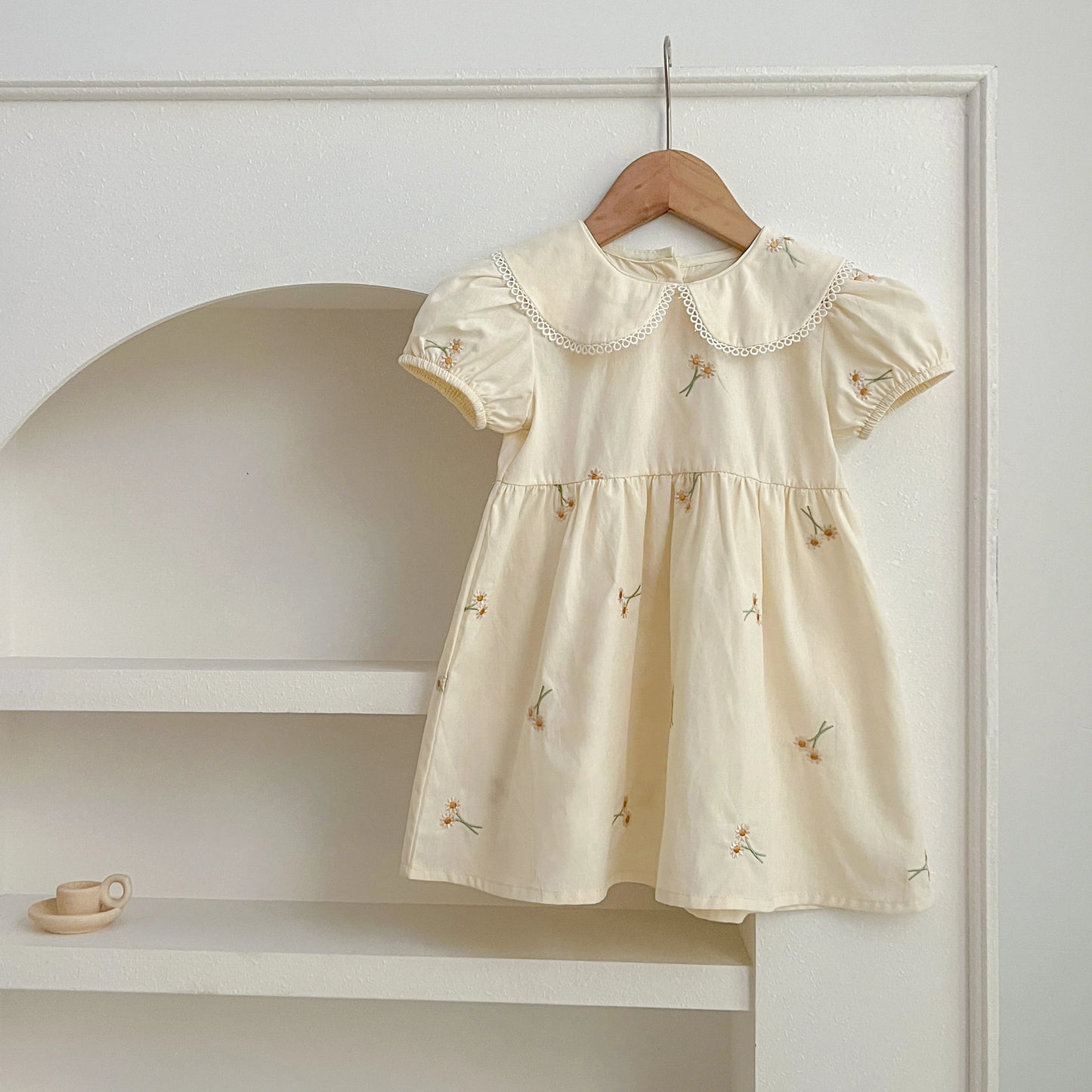 Infant Baby Girls Lace Collar Dress Rompers Sisters Clothes Kids Girls Embroider Flower Princess Dress Family Clothes Rompers