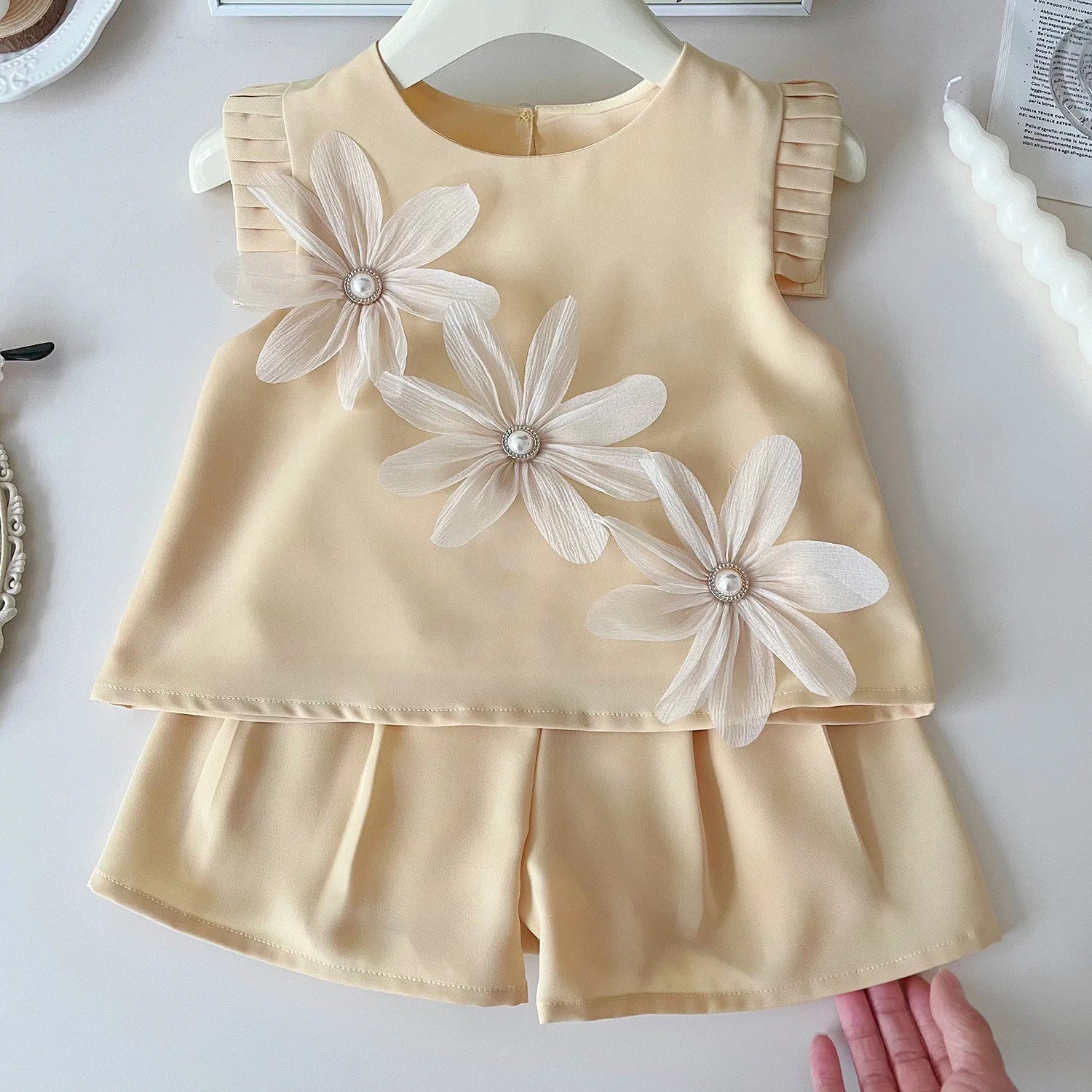 Children's Suit For Girls Summer Cute Three Flowers Short Sleeve Tshirt + Shorts 2 PC Sets Casual Outfit Baby Kids Clothing ﻿ - TiniLoom