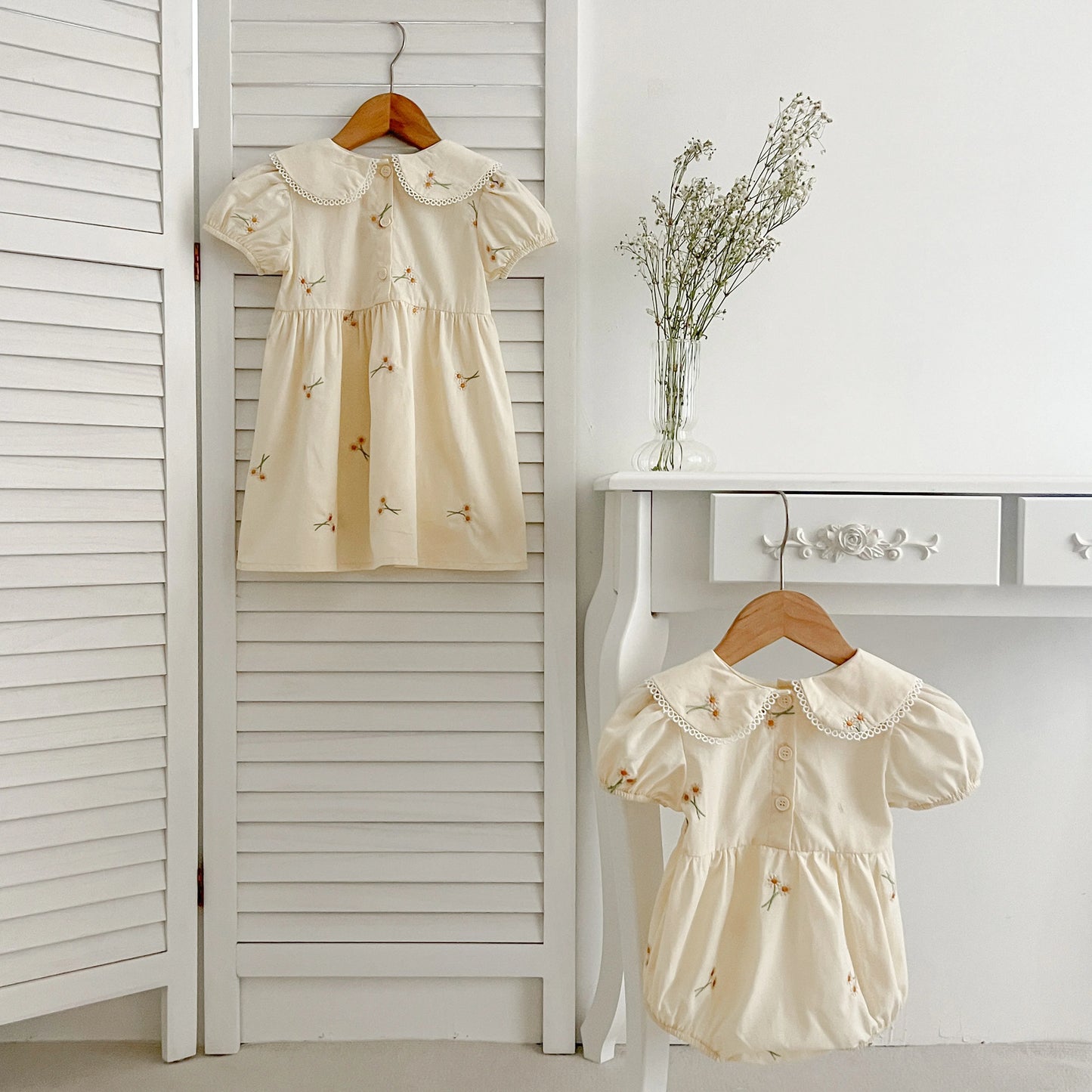 Infant Baby Girls Lace Collar Dress Rompers Sisters Clothes Kids Girls Embroider Flower Princess Dress Family Clothes Rompers